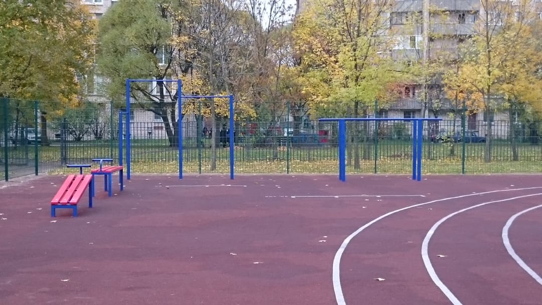 Pull Up Bar at Calisthenics Park at улица Демьяна Бедного, Санкт-Петербург – photo 1 of 2