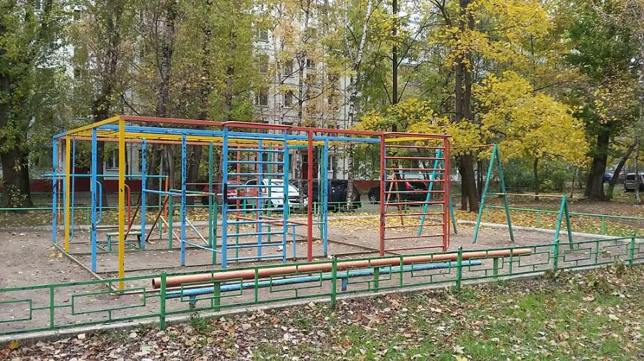 Pull Up Bar at Calisthenics Park at Ташкентская улица, Москва – photo 1 of 1