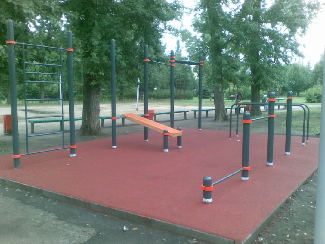 Parallel Gym Bars at Calisthenics Park at улица Мира, Тольятти – photo 2 of 3