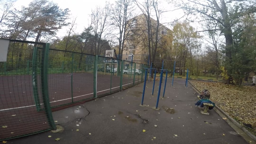 Pull Up Bar at Calisthenics Park at Зелёная улица, Химки – photo 1 of 4