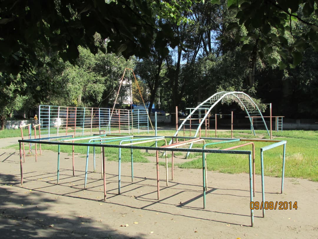 Pull Up Bar at Calisthenics Park at Новокримська вулиця, Дніпро – photo 1 of 5