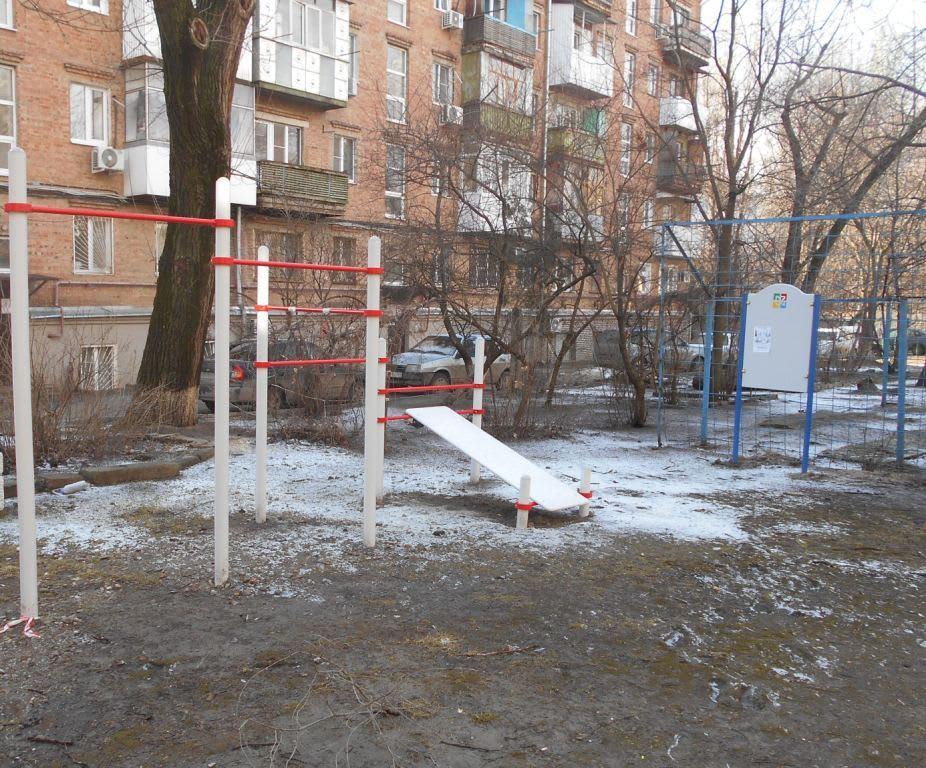 Barra de Dominadas en Calisthenics Park at улица Текучёва, Ростов-на-Дону – foto 1 de 3