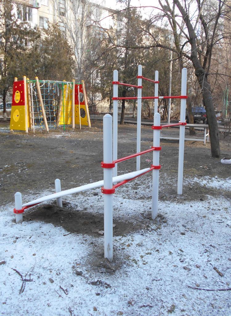 Banco de Abdominales en Calisthenics Park at улица Текучёва, Ростов-на-Дону – foto 3 de 3