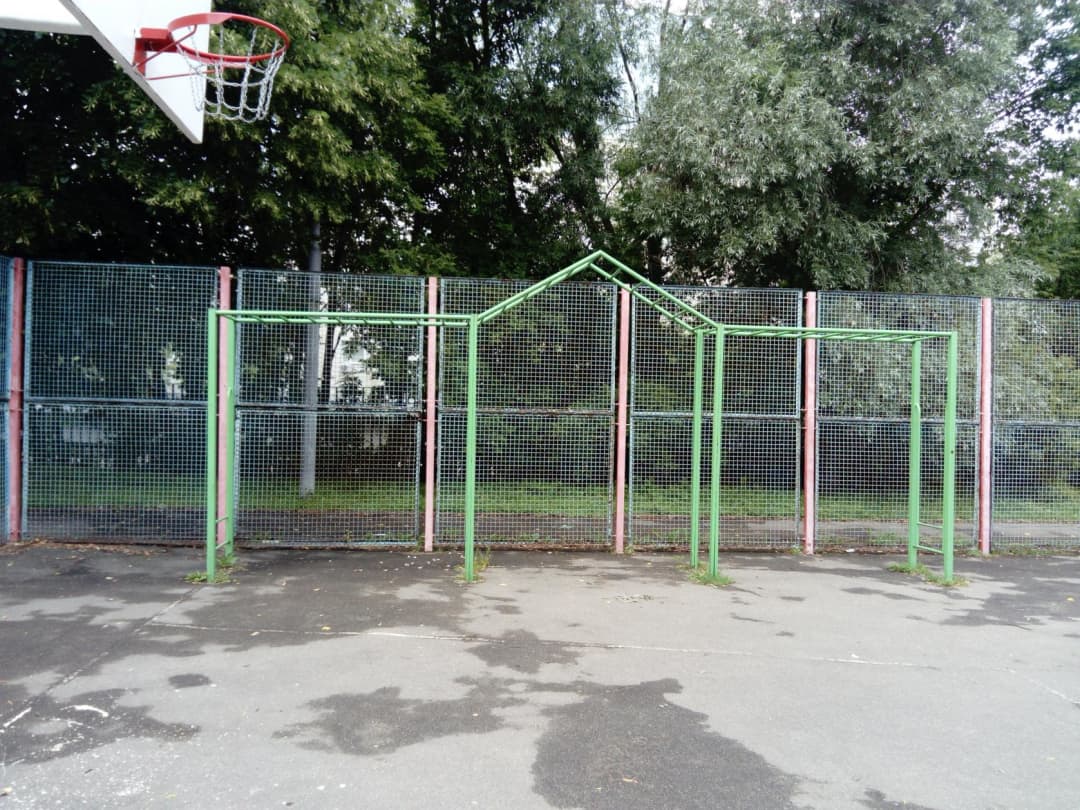 Monkey Bars at Calisthenics Park at улица Артамонова, Москва – photo 3 of 5