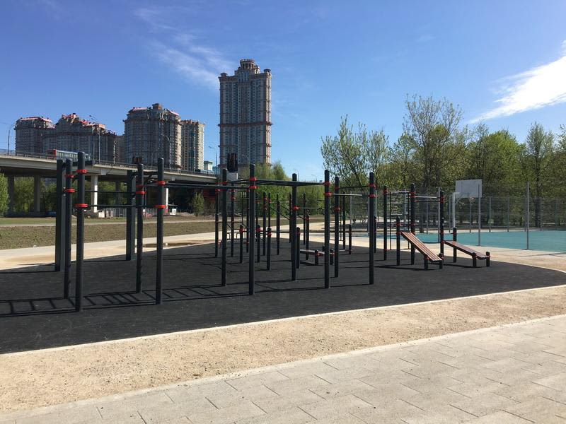 Ground Parallel Bars at Calisthenics Park at Строгинское шоссе, Москва #wp2270 – photo 3 of 5