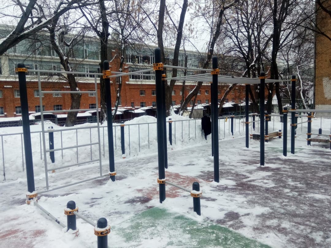 Pull Up Bar at Calisthenics Park at Нижняя Красносельская улица, Москва – photo 1 of 5