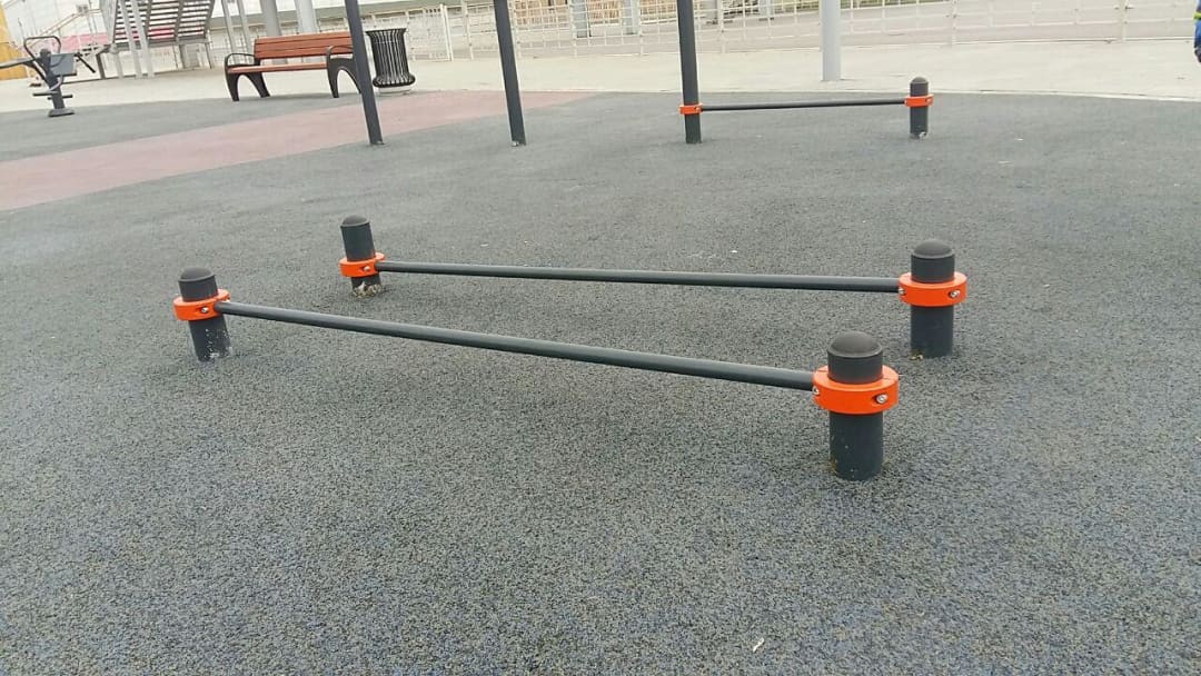 Monkey Bars at Calisthenics Park at улица Марьинский Парк, Москва #wp2531 – photo 5 of 10