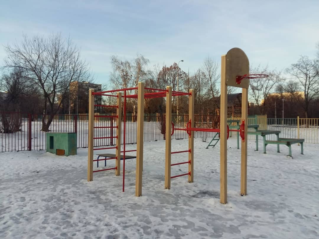 Wall Bars at Calisthenics Park at Кировоградская улица, Москва #wp2704 – photo 4 of 5