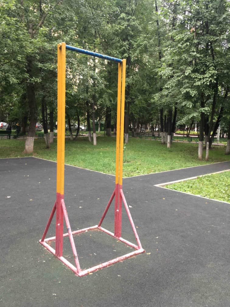Pull Up Bar at Calisthenics Park at проспект Вернадского (дублёр), Москва – photo 1 of 3