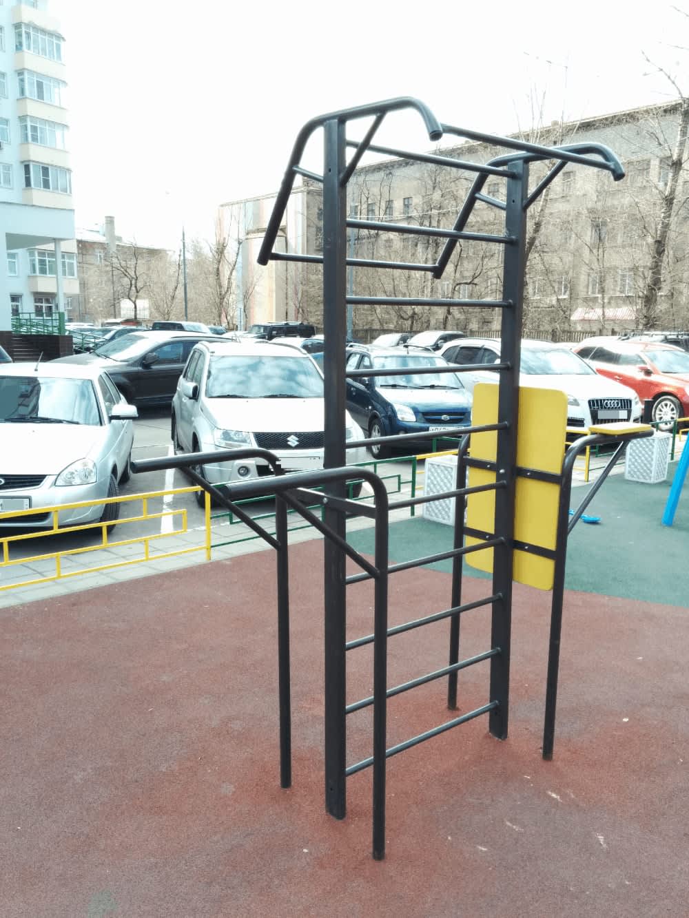 Parallel Gym Bars at Calisthenics Park at 3-й проезд Марьиной Рощи, Москва – photo 6 of 6