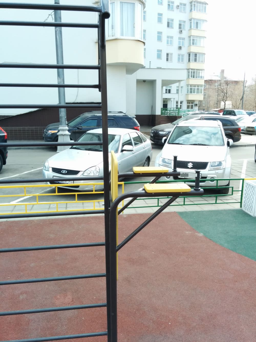 Parallel Gym Bars at Calisthenics Park at 3-й проезд Марьиной Рощи, Москва – photo 2 of 6