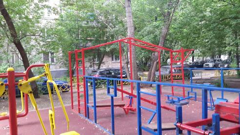Pull Up Bar at Calisthenics Park at Вокзальный переулок, Москва – photo 1 of 2