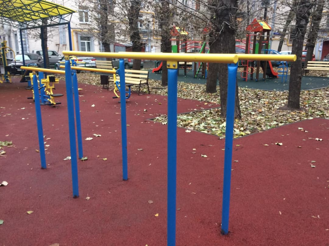 Parallel Gym Bars at Calisthenics Park at улица Алабяна, Москва #wp2811 – photo 2 of 5