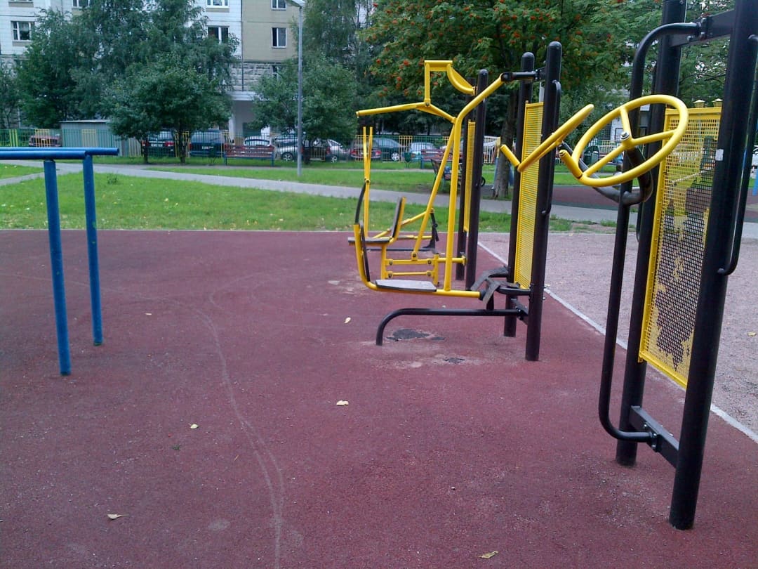Klimmzugstange bei Calisthenics Park at улица Светланова, Москва #wp2834 – Foto 3 von 3