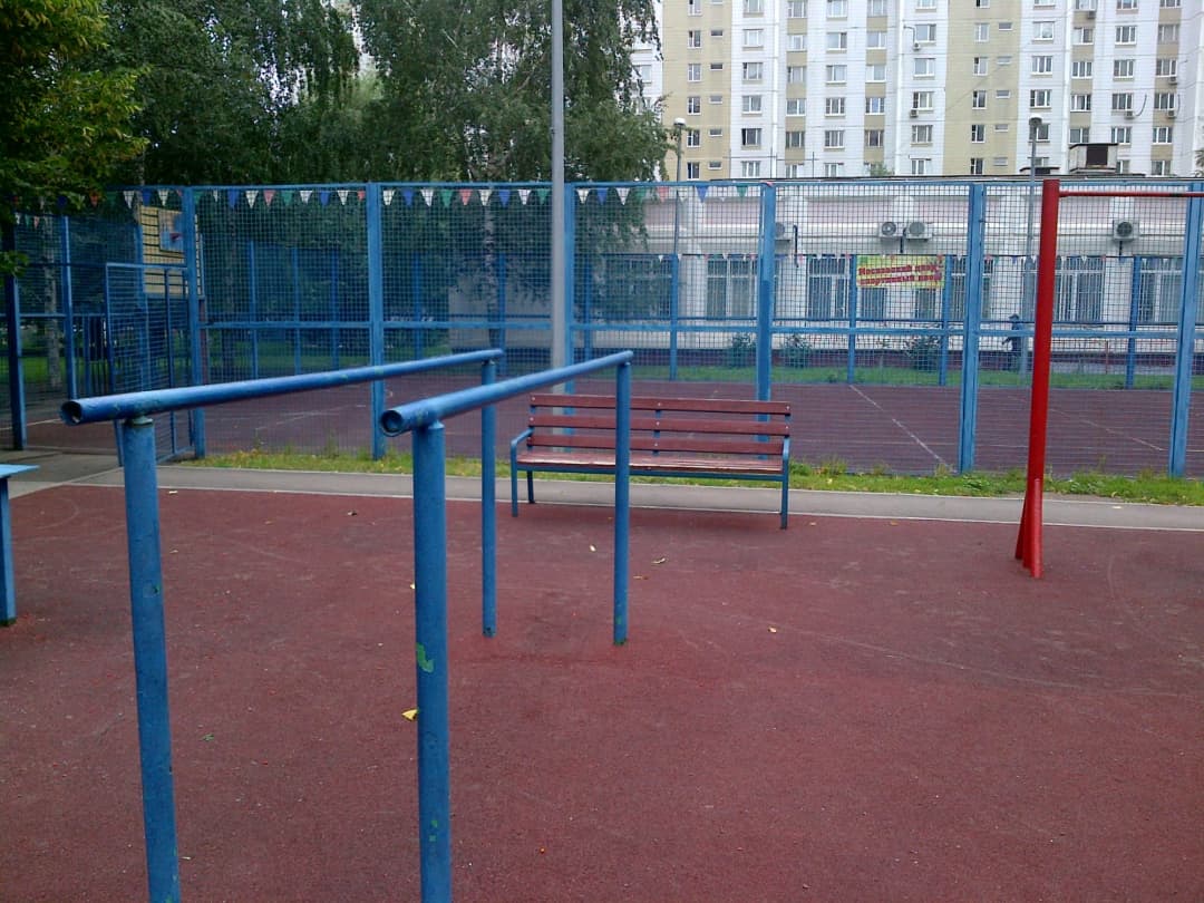 Klimmzugstange bei Calisthenics Park at улица Светланова, Москва #wp2834 – Foto 1 von 3