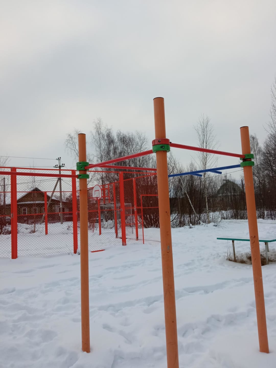Air skier presso Calisthenics Park at Стахановская улица, городской округ Тверь – foto 2 di 7