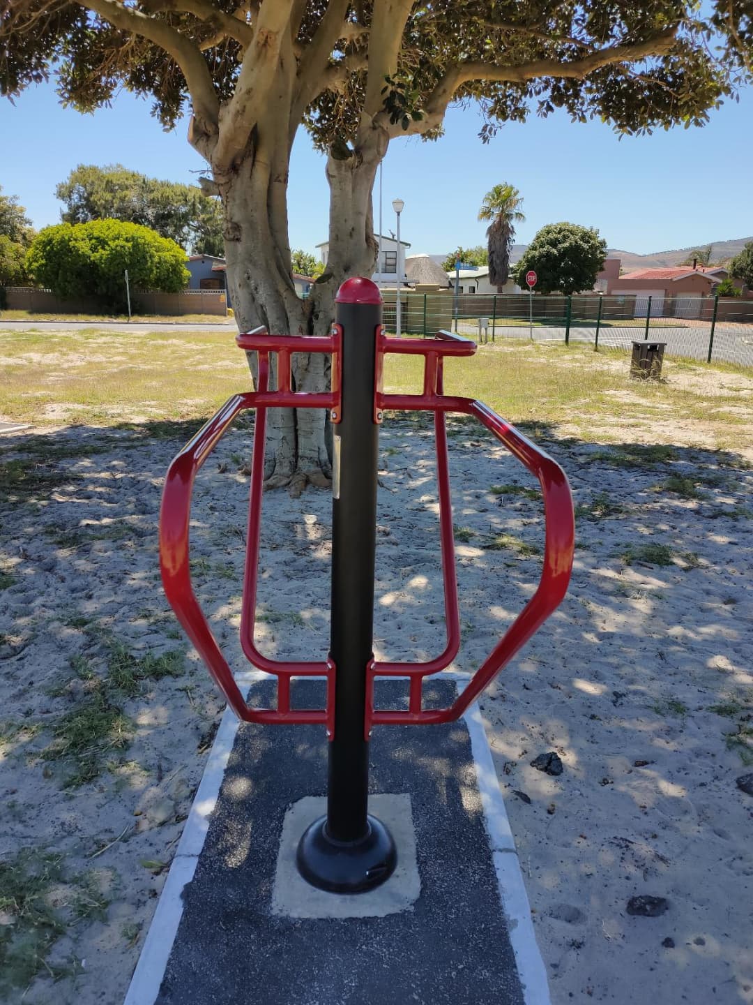 Pull Up Bar at Calisthenics Park at Circle Road, Western Cape – photo 5 of 5