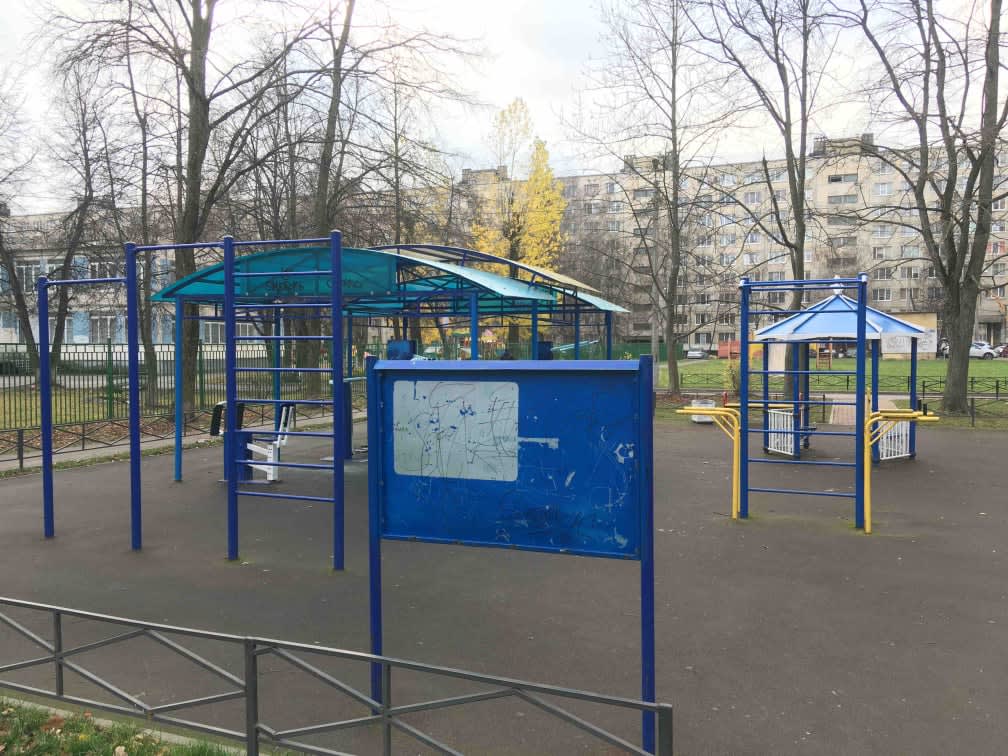 Pull Up Bar at Calisthenics Park at улица Коллонтай, Санкт-Петербург #wp2937 – photo 1 of 3