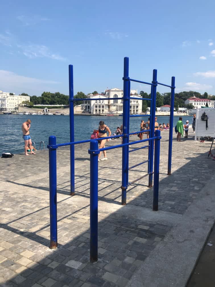 Wall Bars at Calisthenics Park at набережная Адмирала Клокачёва, Севастополь – photo 3 of 3