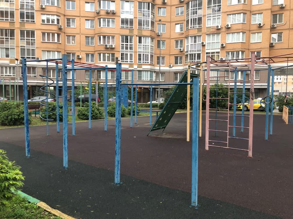 Pull Up Bar at Calisthenics Park at проектируемый проезд № 6630, Москва – photo 1 of 4