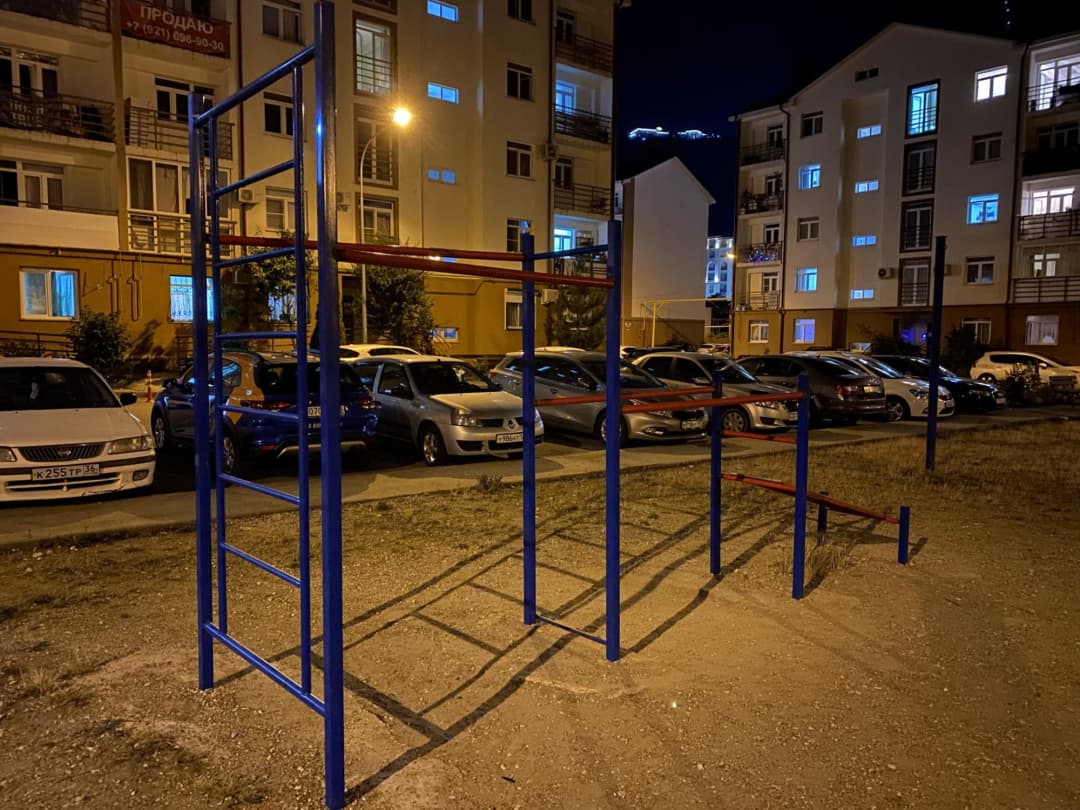 Турнік на майданчику Calisthenics Park at Эстонская улица, Эстосадок – фото 1 з 1