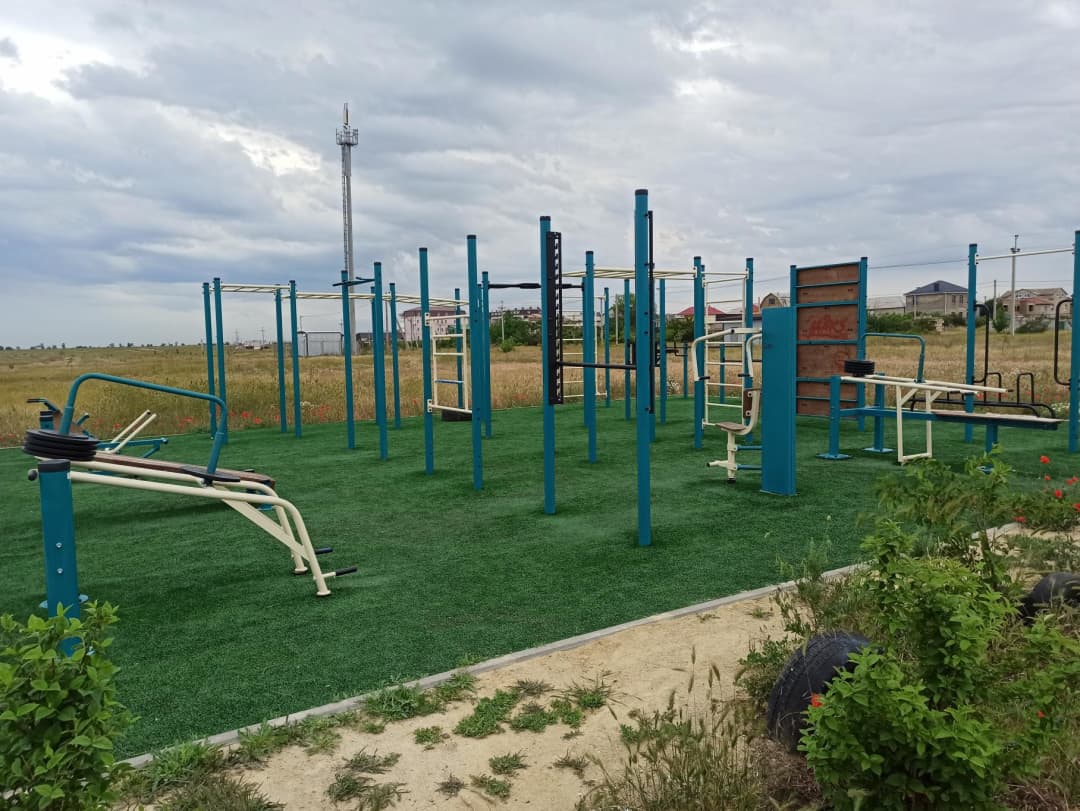 Parallel Gym Bars at Calisthenics Park at Прибрежная улица, Николаевское сельское поселение – photo 2 of 5