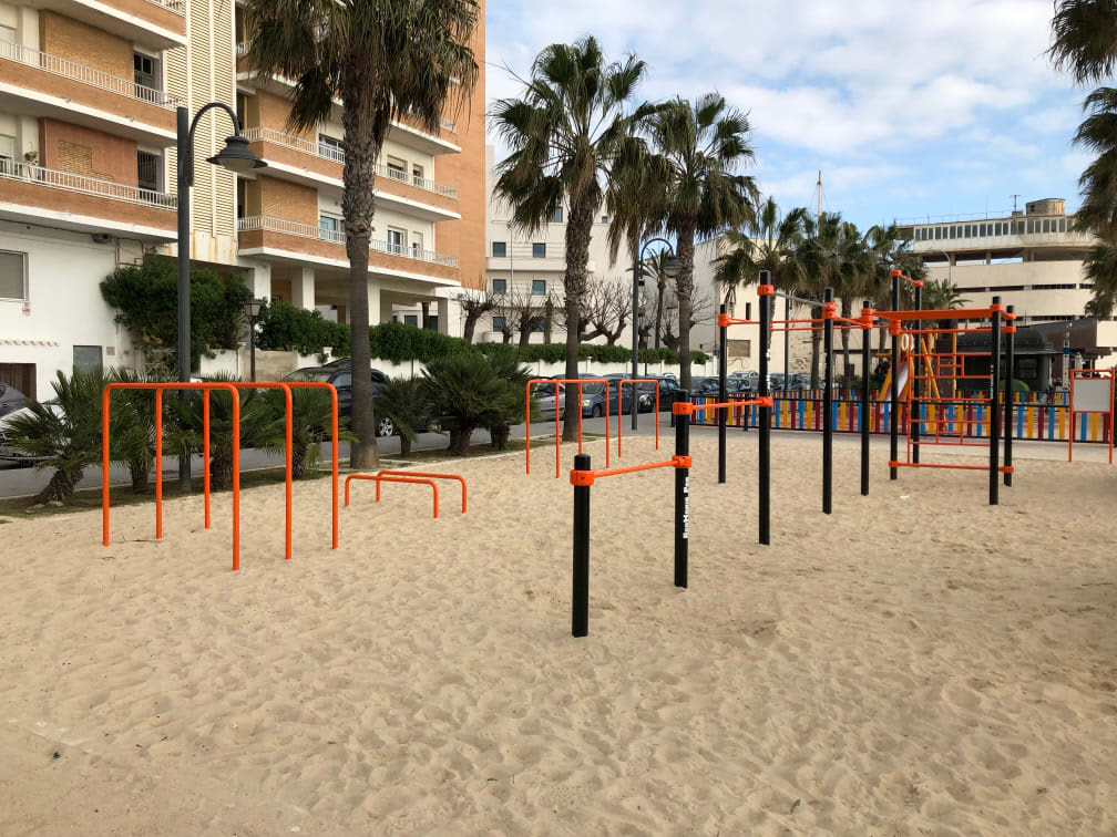 Турник на площадке Calisthenics Park at Calle Campo de las Balas, Cádiz – фото 1 из 1