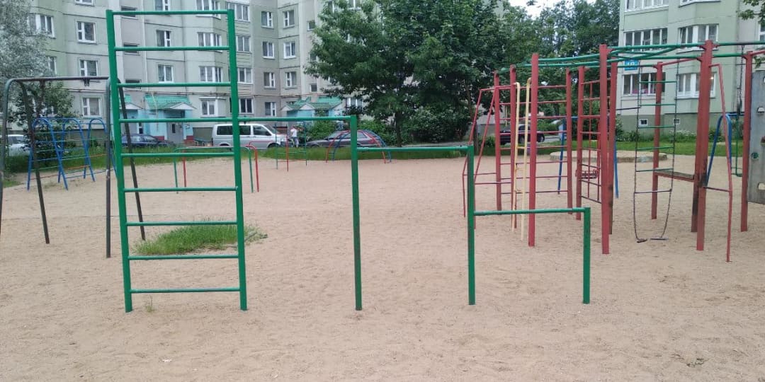 Push Up Bar at Calisthenics Park at Ігуменскі тракт, Мінск – photo 2 of 2
