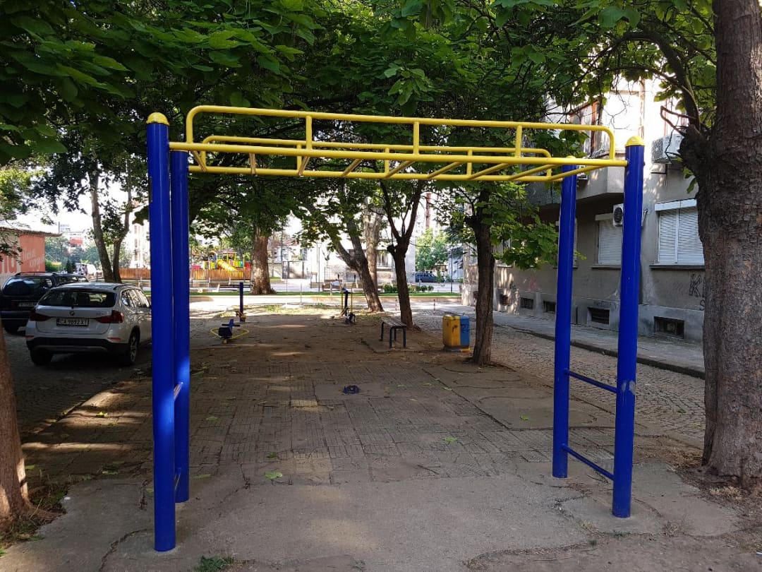 Monkey bar presso Calisthenics Park at Богомил, Ямбол – foto 3 di 4