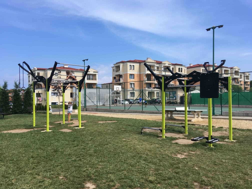 Sbarra per trazioni presso Calisthenics Park at Виа Понтика, Созопол – foto 1 di 1