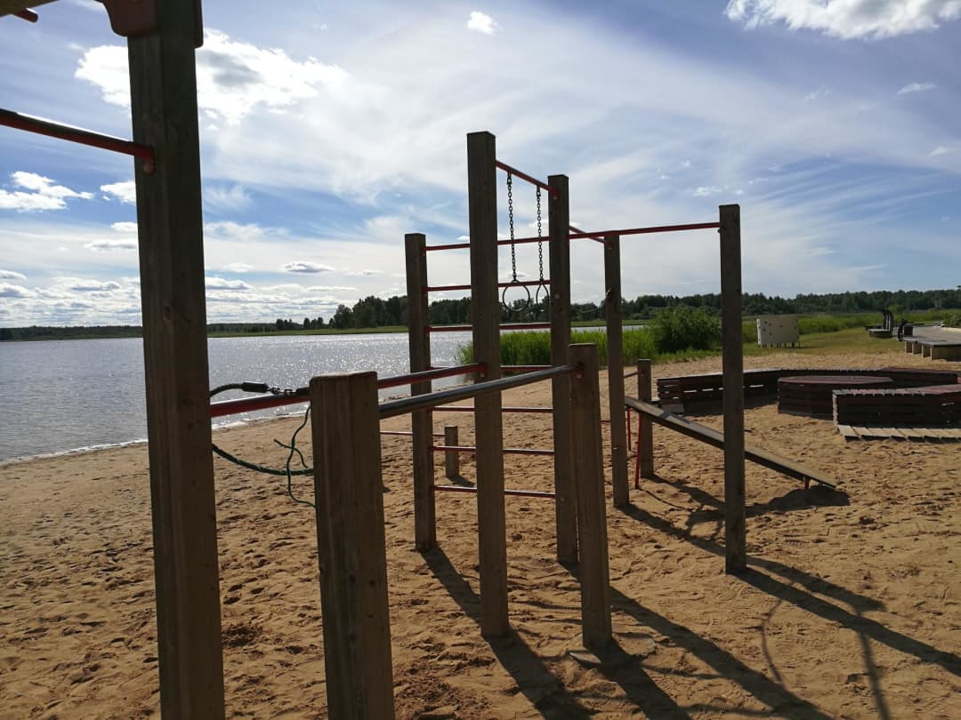 Wall Bars at Calisthenics Park at Tamula rannapromenaad, Võru linn – photo 9 of 10