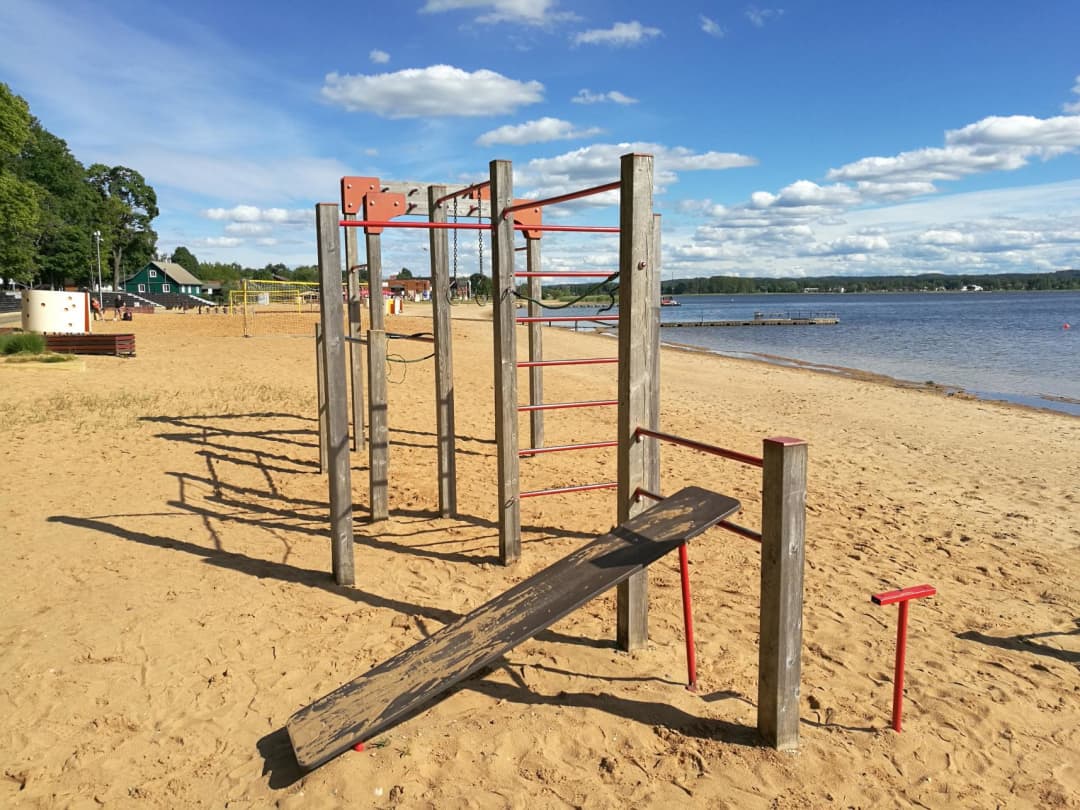 Gymnastic Rings at Calisthenics Park at Tamula rannapromenaad, Võru linn – photo 6 of 10