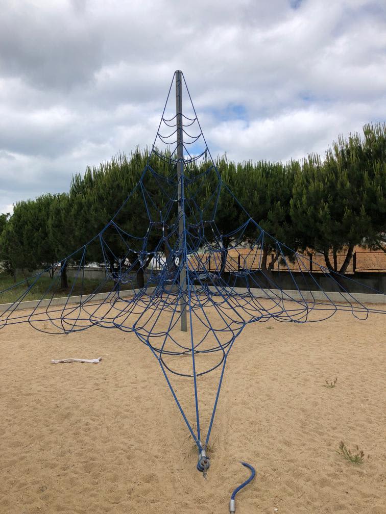 Barre de traction à Calisthenics Park at Alameda das Palmeiras, Setúbal – photo 1 sur 1