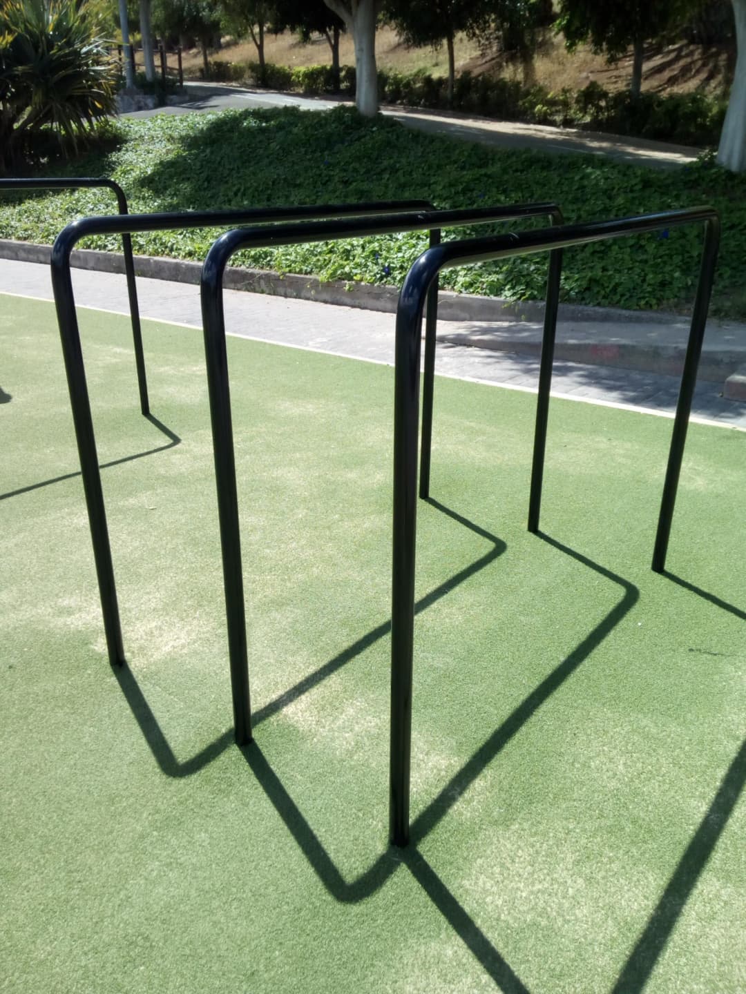 Klimmzugstange bei Calisthenics Park at zonecalisthenic, Las Palmas de Gran Canaria – Foto 1 von 5