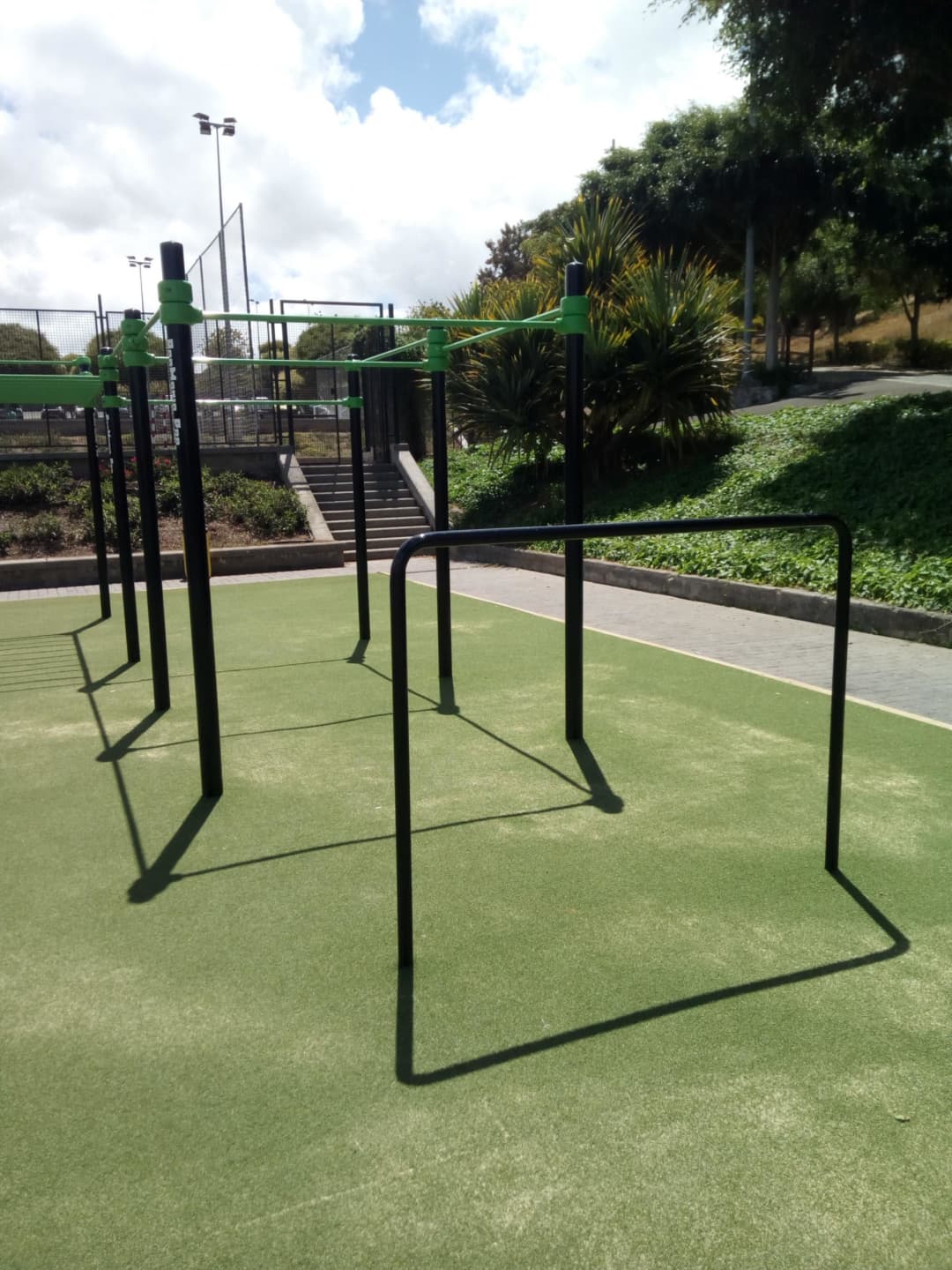Barren bei Calisthenics Park at zonecalisthenic, Las Palmas de Gran Canaria – Foto 2 von 5