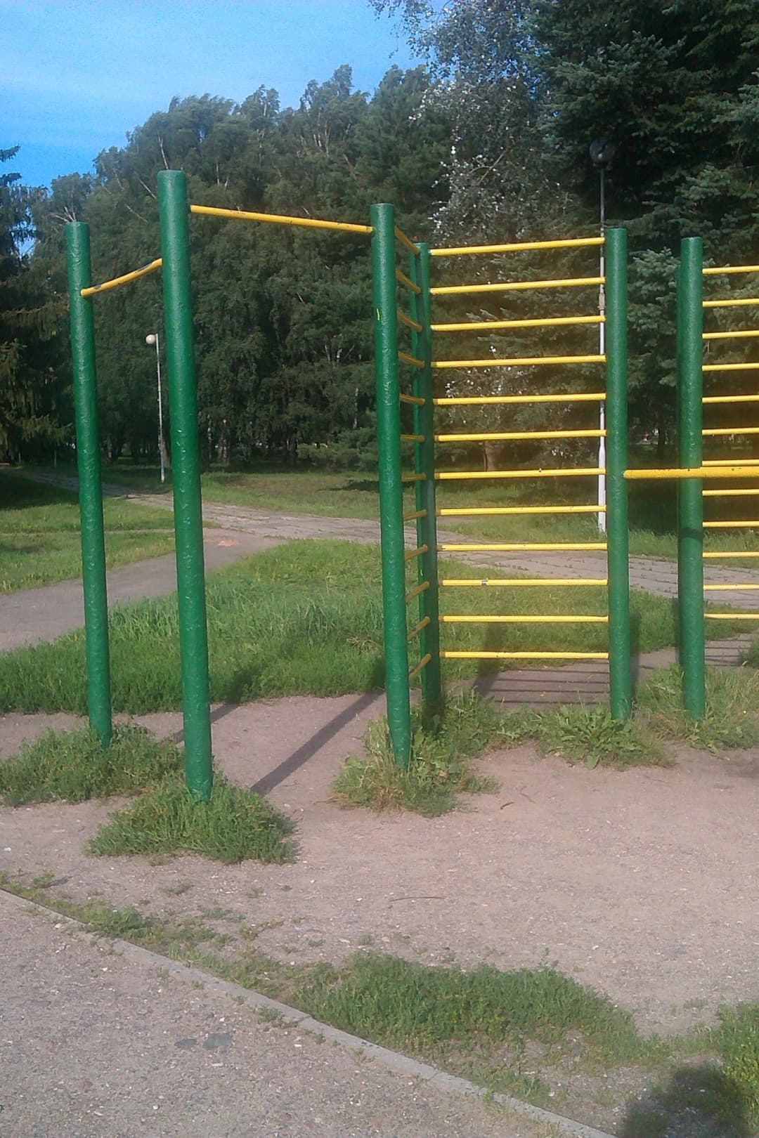 Parallel Gym Bars at Calisthenics Park at Арлоўская вуліца, Мінск #wp3411 – photo 2 of 2