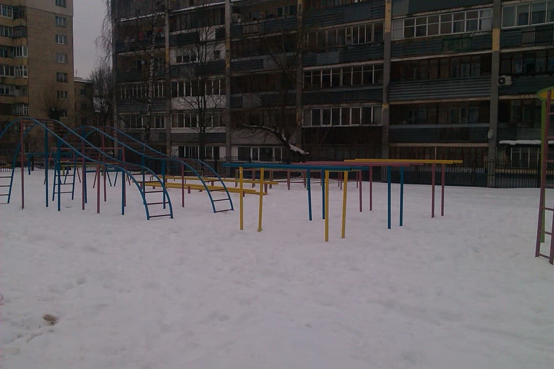 Push Up Bar at Calisthenics Park at вуліца Калініна, Мінск – photo 5 of 6