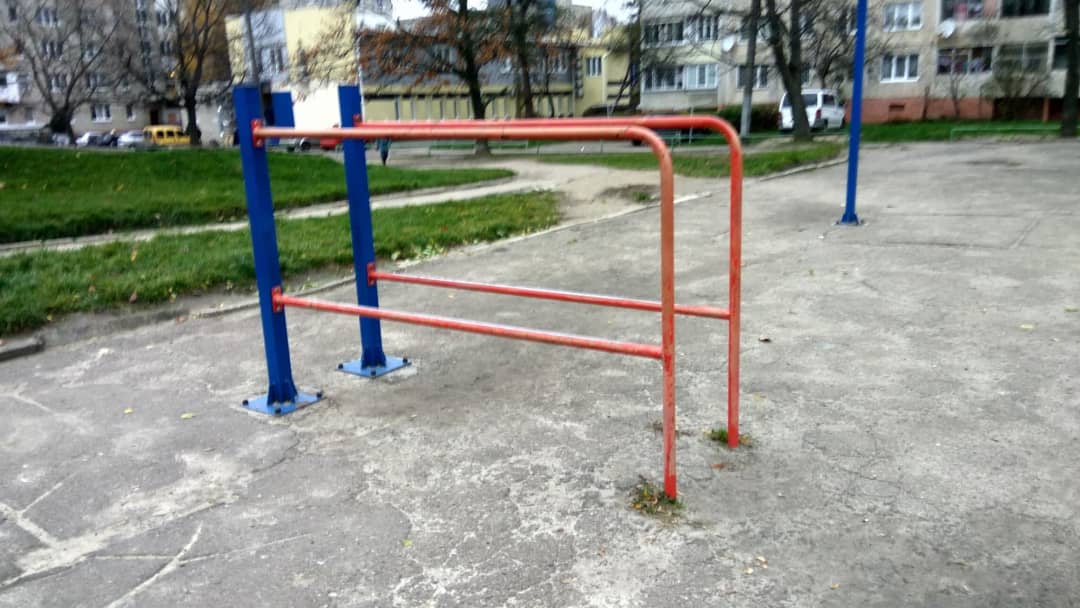 Monkey Bars at Calisthenics Park at вулиця Володимира Великого, Львів – photo 9 of 9
