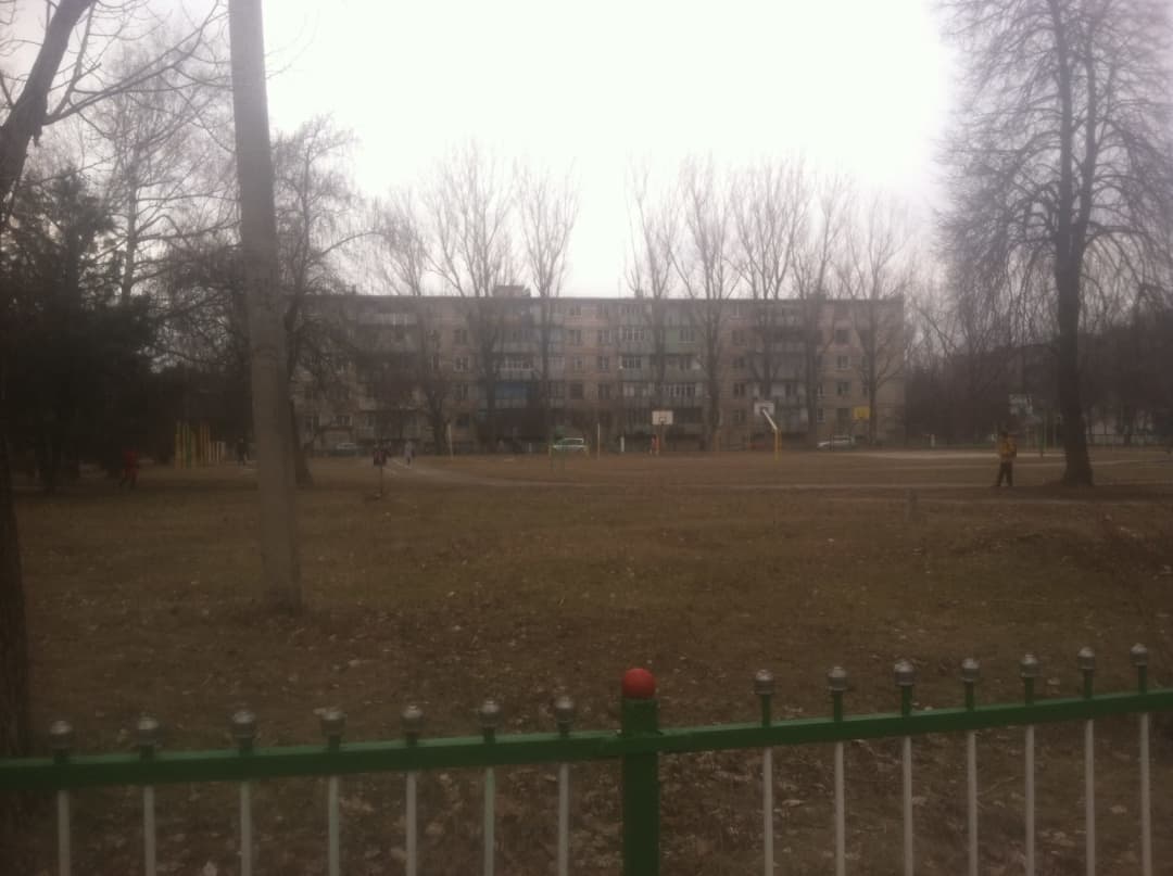 Bară de tracțiuni la Calisthenics Park at Гвардейская улица, Рыбницкий городской совет – fotografia 1 din 4