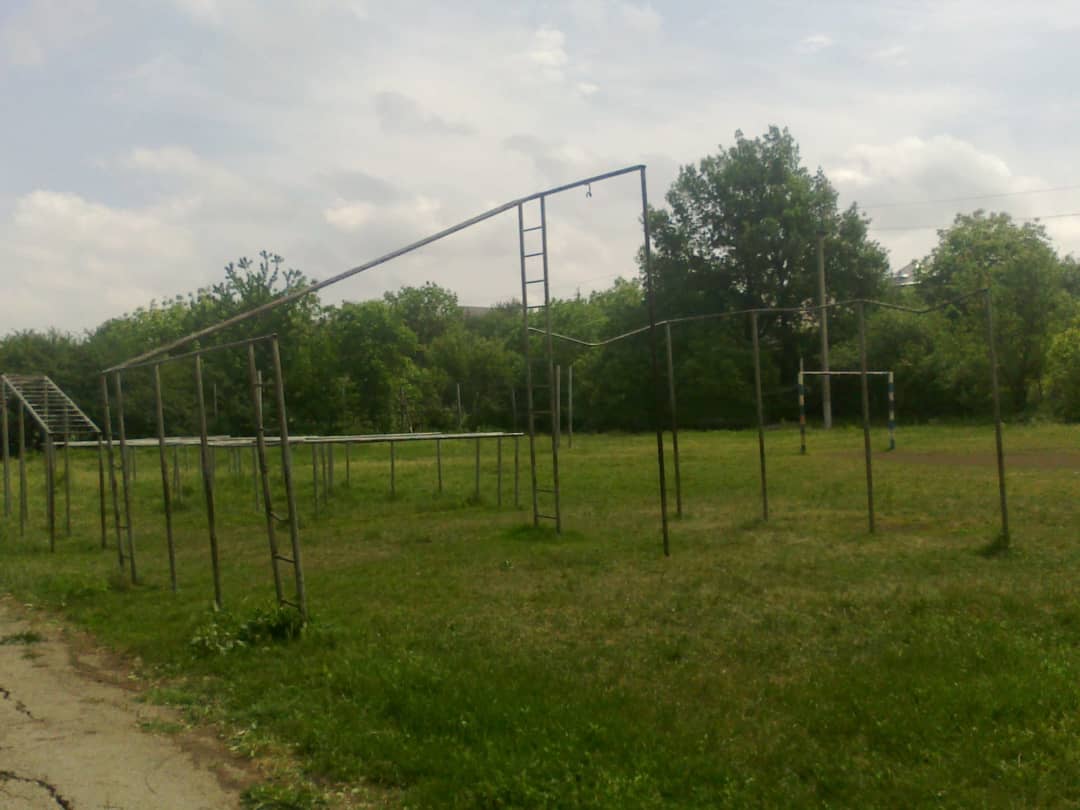 Pull Up Bar at Outdoor Gym in Raionul Șoldănești, Șestaci – photo 5 of 12