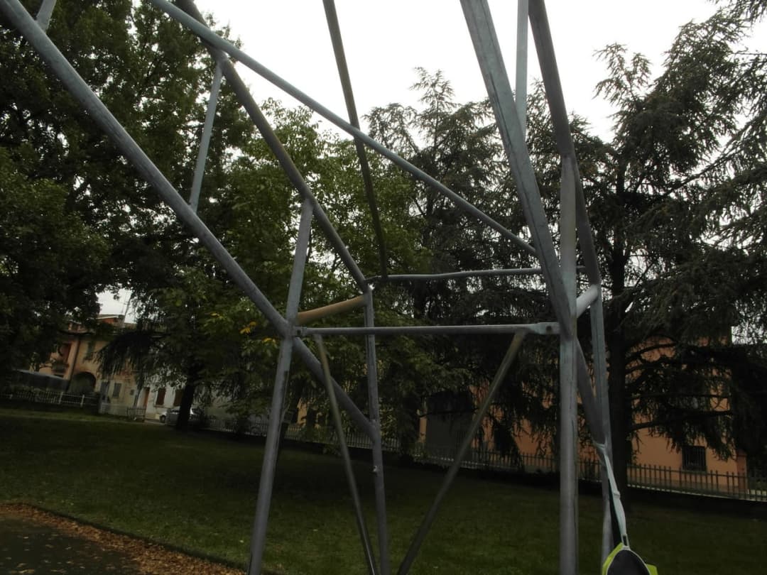 Sbarra per trazioni presso Calisthenics Park at Via Don Pasquino Borghi, Bibbiano – foto 5 di 6