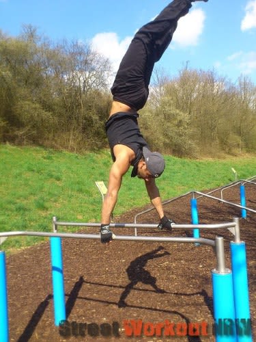 Barras Paralelas en Calisthenics Park at Nicolaus-Gallus-Straße, Regensburg – foto 2 de 4