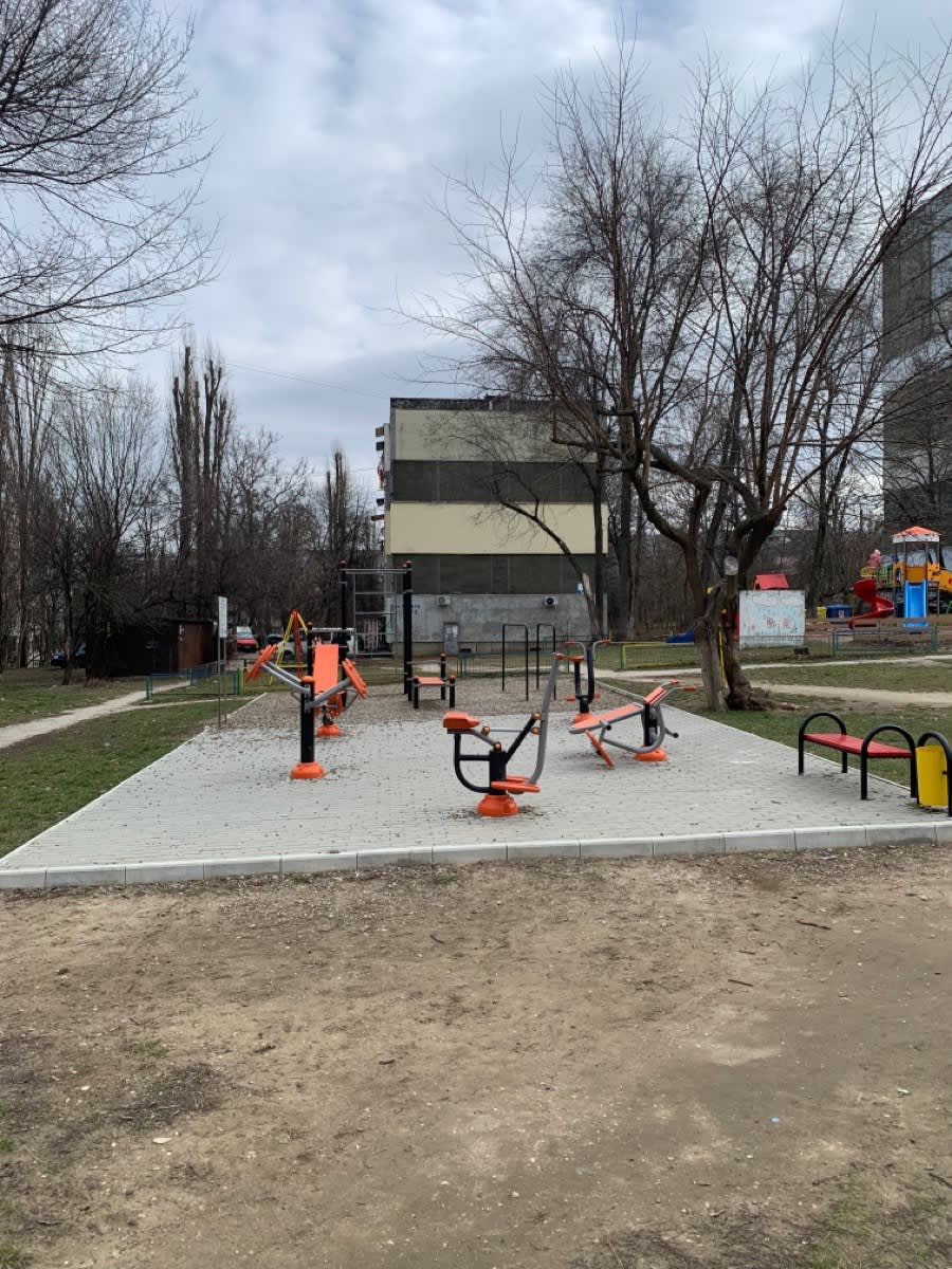 Pull Up Bar at Calisthenics Park at Bulevardul Traian, Chișinău – photo 1 of 3