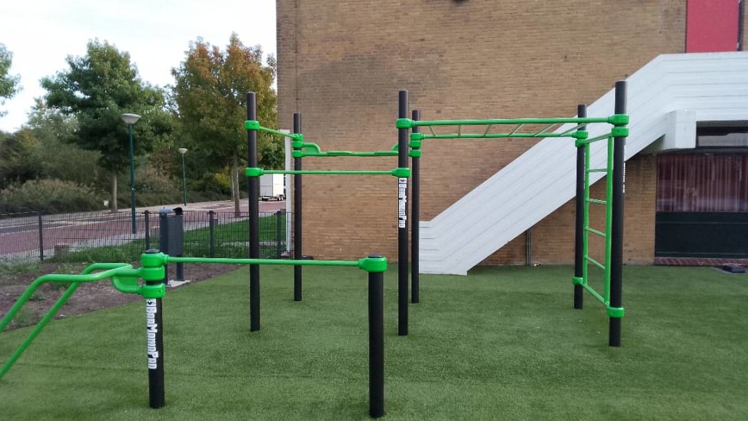 Pull Up Bar at Calisthenics Park at Apollolaan, Oegstgeest – photo 1 of 1