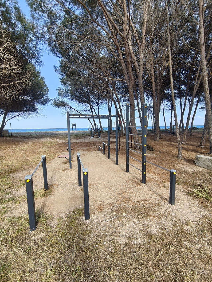 Parallel Gym Bars at Calisthenics Park at Viale della Pineta, Barì/Bari Sardo – photo 2 of 2