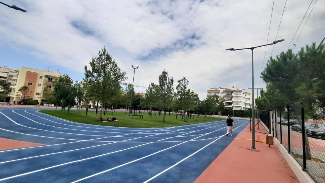 Bară de tracțiuni la Calisthenics Park at Ηρακλείτου, Δήμος Γλυφάδας – fotografia 1 din 7