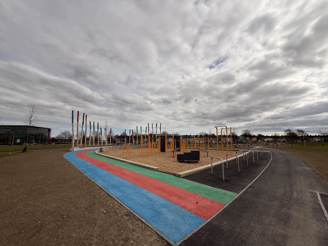 Parallel Gym Bars at Calisthenics Park at Bóthar na Life, Clondalkin – photo 2 of 3