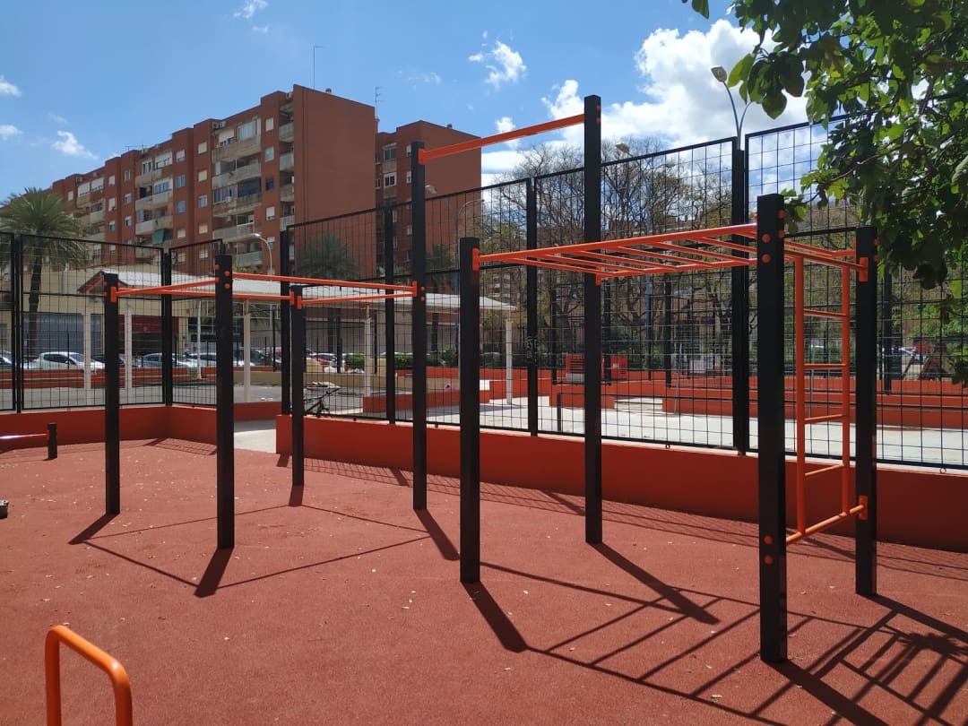Barra de Flexiones en Calisthenics Park at Carrer de Lebon, València – foto 6 de 6