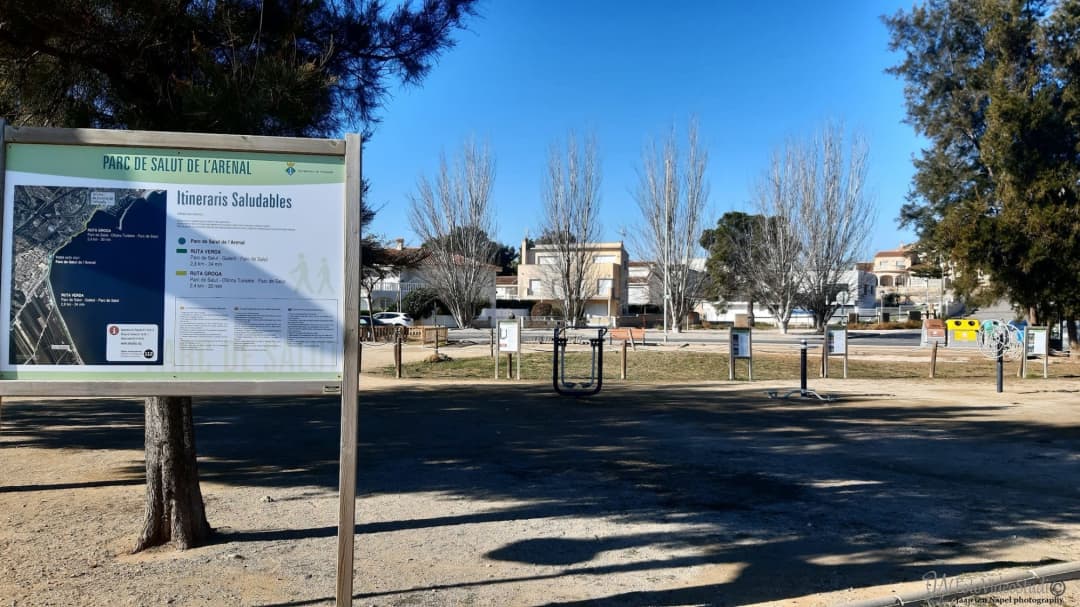 Spalliera presso Calisthenics Park at Carrer del Cantàbric, l'Ampolla – foto 3 di 5