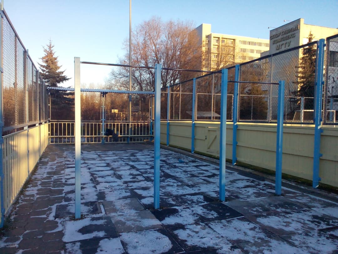Wall Bars at Calisthenics Park at Госпитальная набережная, Москва – photo 2 of 5